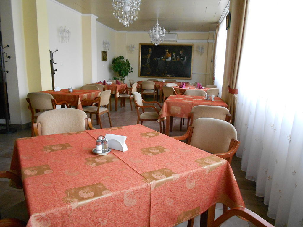 Hotel Seni Studium Budapest Ngoại thất bức ảnh